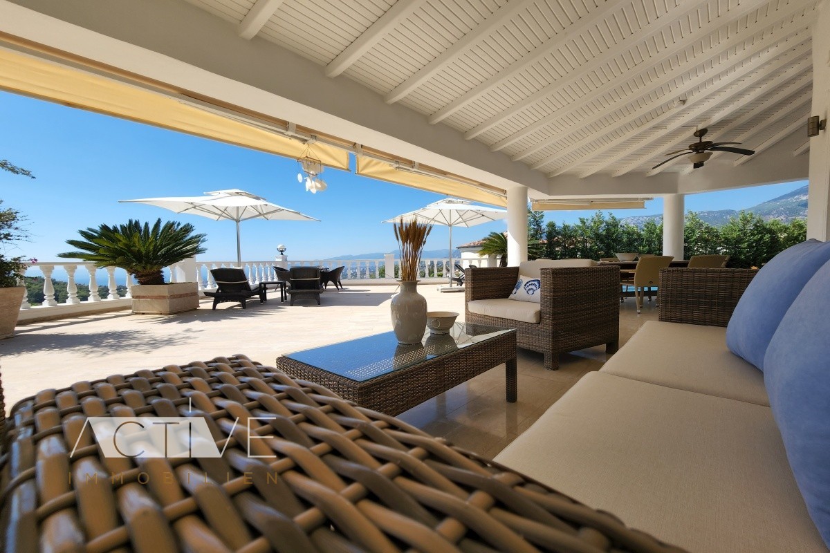 Villa 160qm mit Meerblick in Alanya, privater Pool, 3 Schlafzimmer, 3 Bäder, 700qm Grundstück